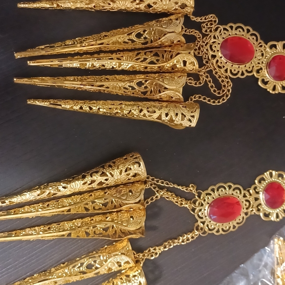 Jewelry - Picture 2 of 2